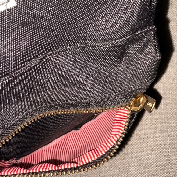 Herschel Supply Nova Mini Backpack - Black - GREAT CONDITION! 🎒 - Picture 7 of 11